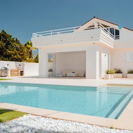 Cudei Villa
